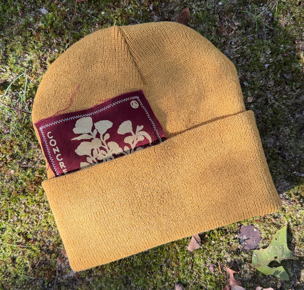 Peek-a-boo Knit / Wheat