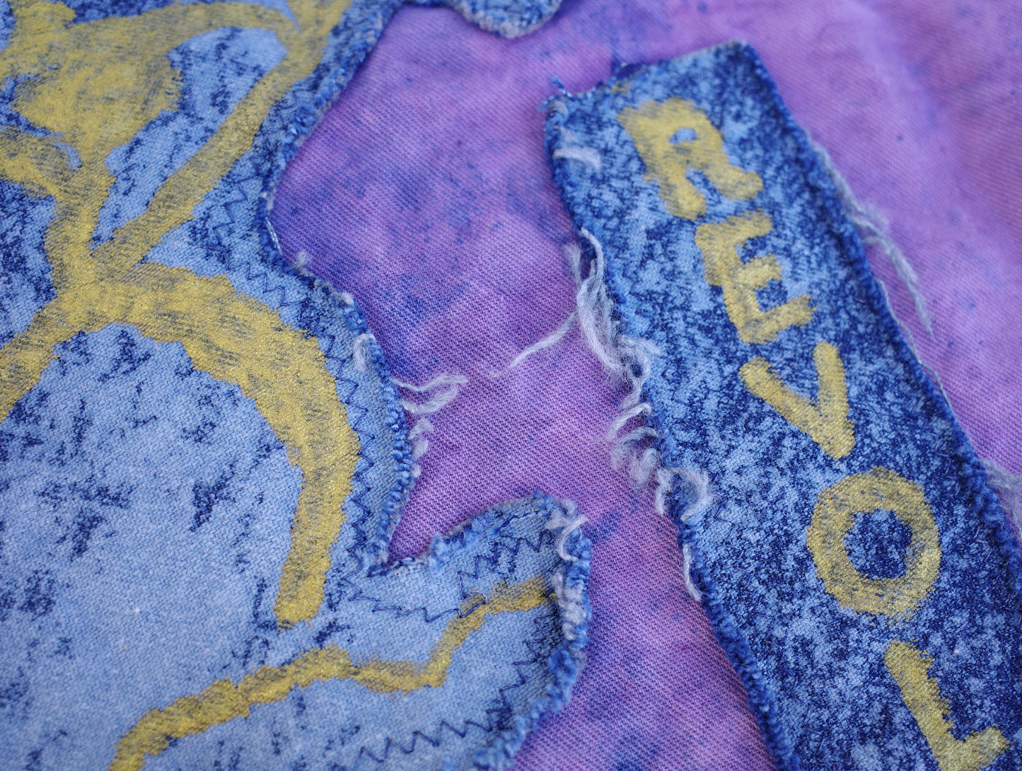 Fray away jacket / Bubblegum size Large