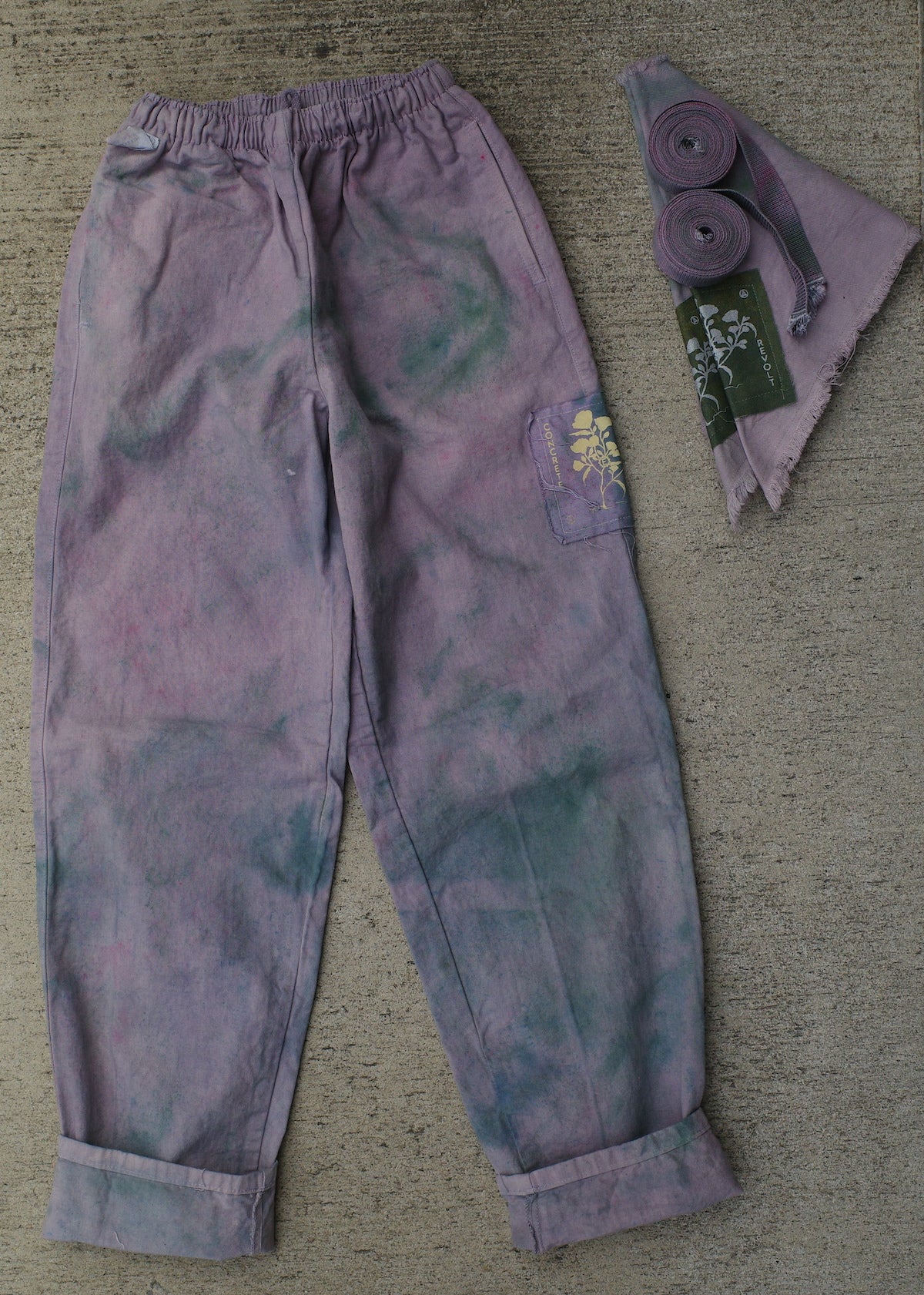 Pull on pant / revolt dye - Medium