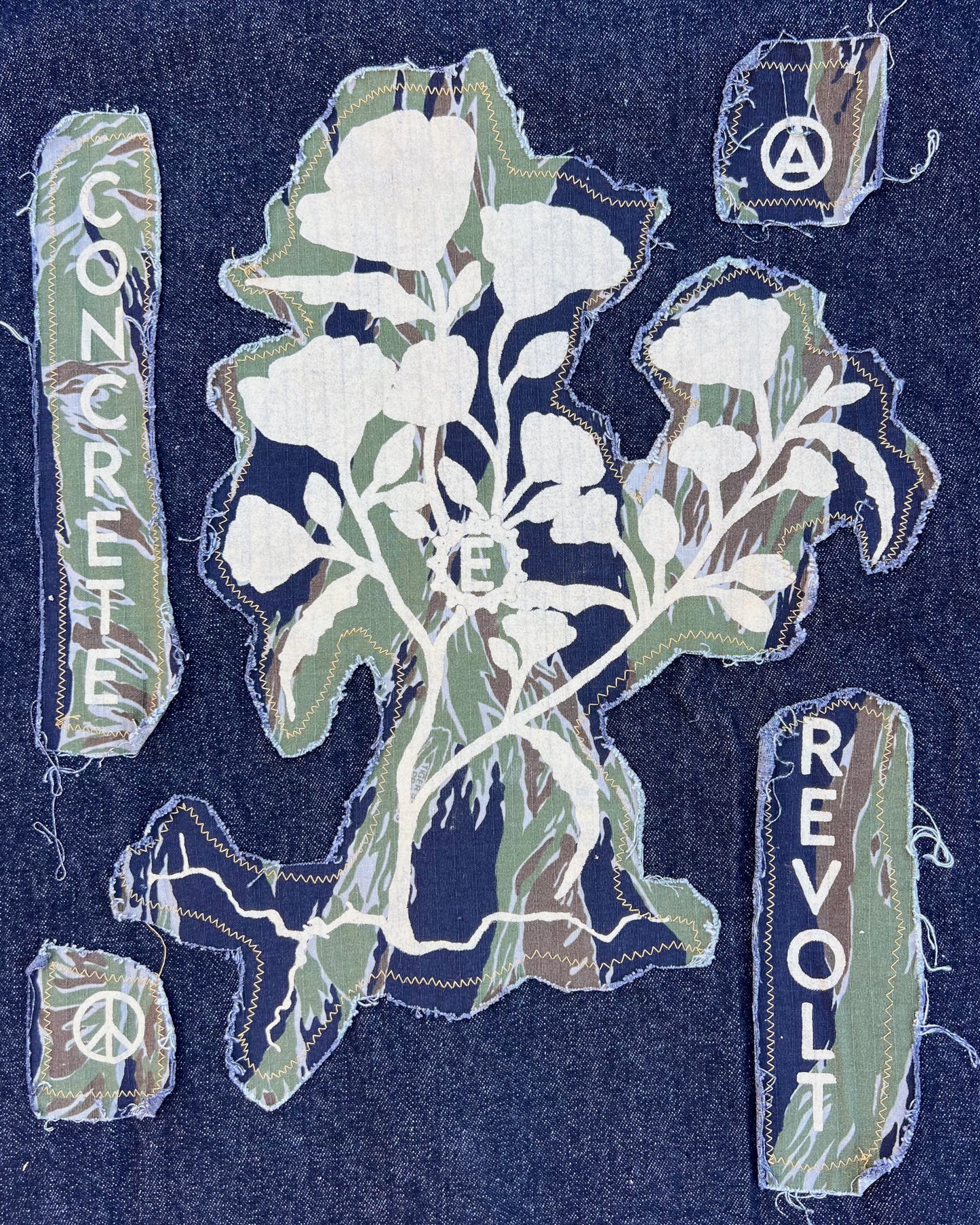 CR Fray away vest - Medium asphalt black / tiger patch