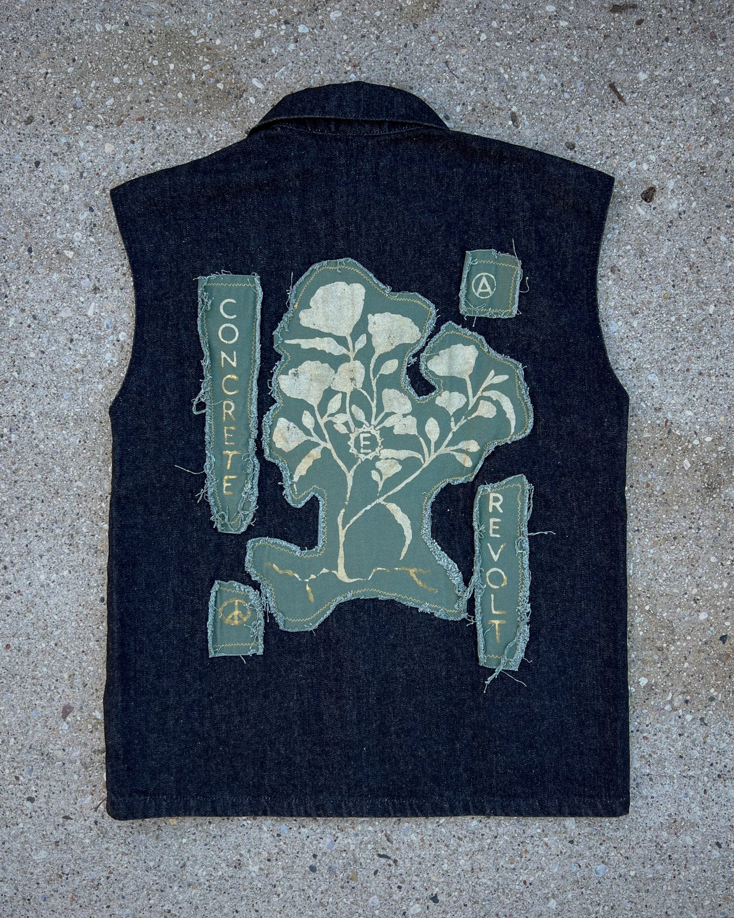 CR Fray away vest - Small asphalt black / olive patch