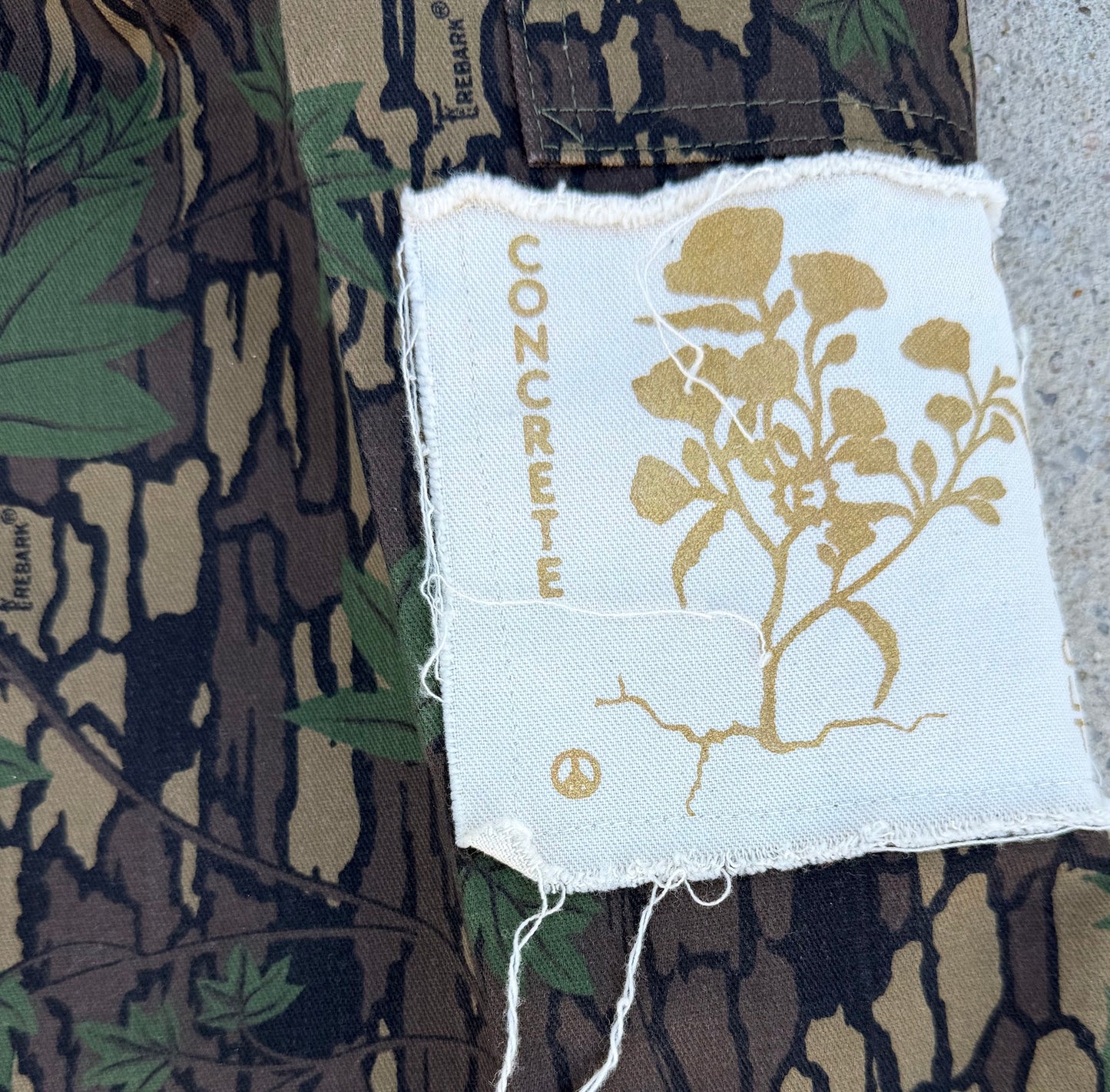 6-Pocket Leafwave pant / multiple sizes