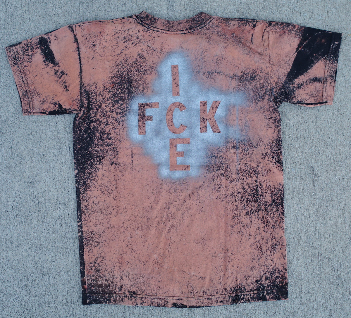 Stencils pocket tee - Black 2 / Medium