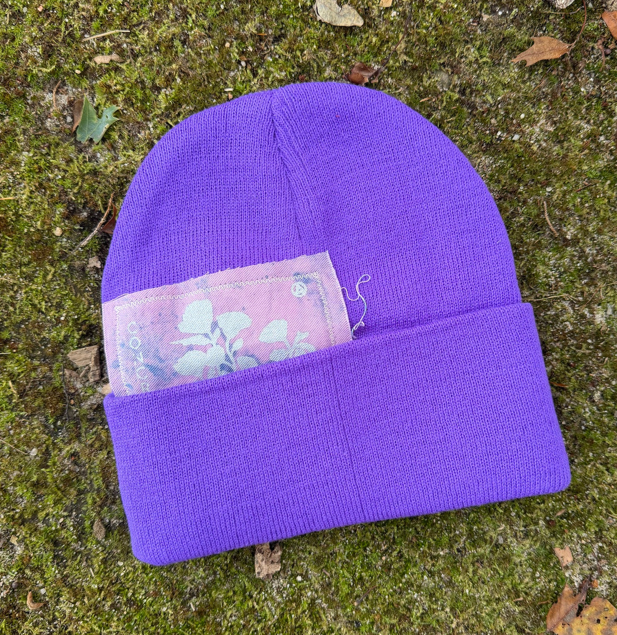 Peek-a-boo Knit / Violet