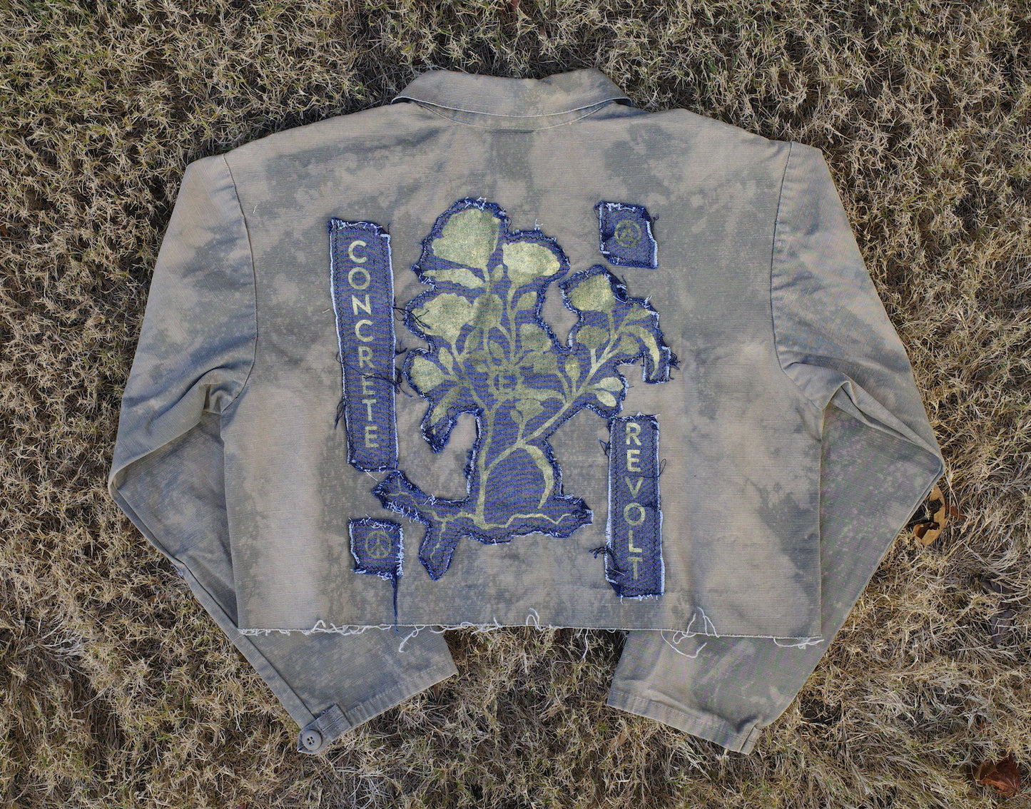 Cropped & Bleached Jacket / size Large