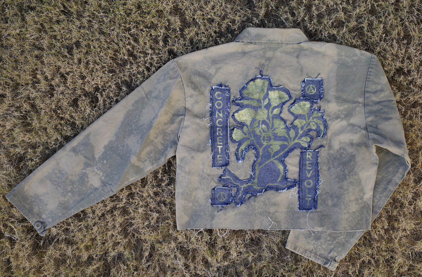 Cropped & Bleached Jacket / size Medium