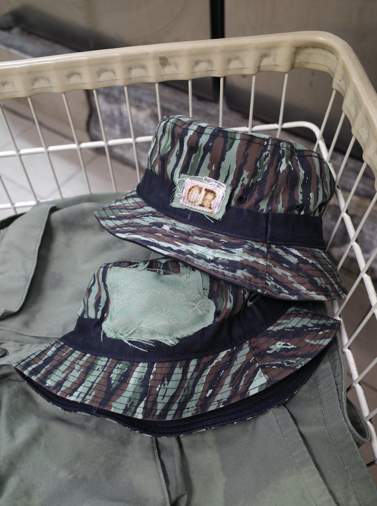 CR Bucket / Sage & Mint