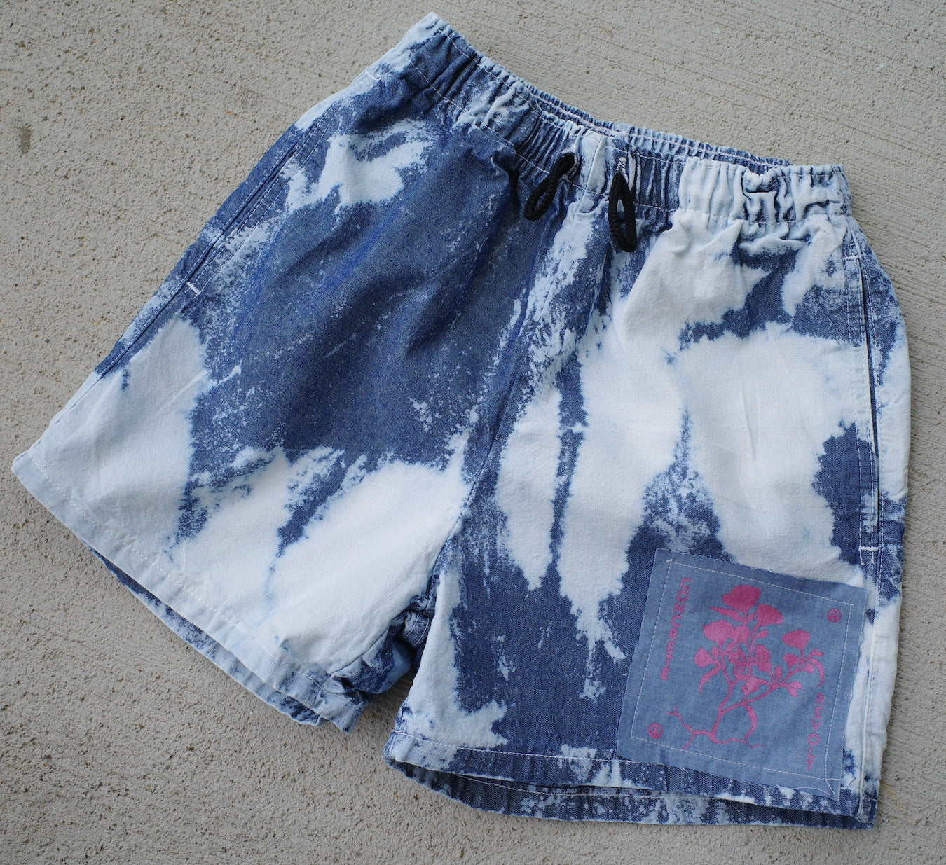 Ocean dye chambray short / multiple sizes