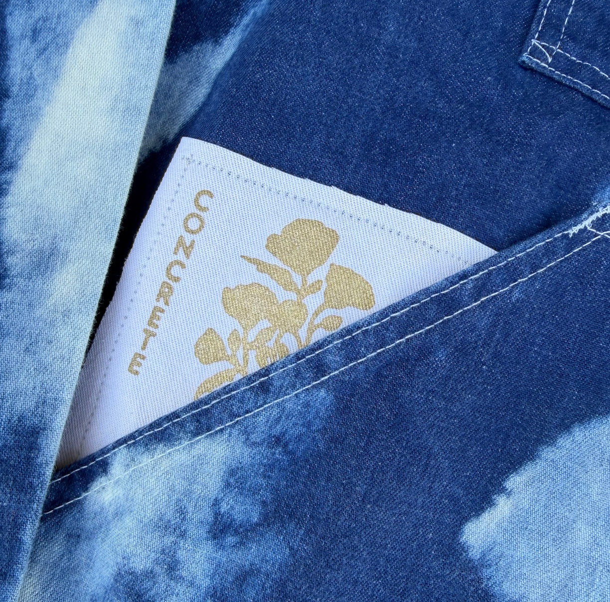 Clouds denim jacket / size Large