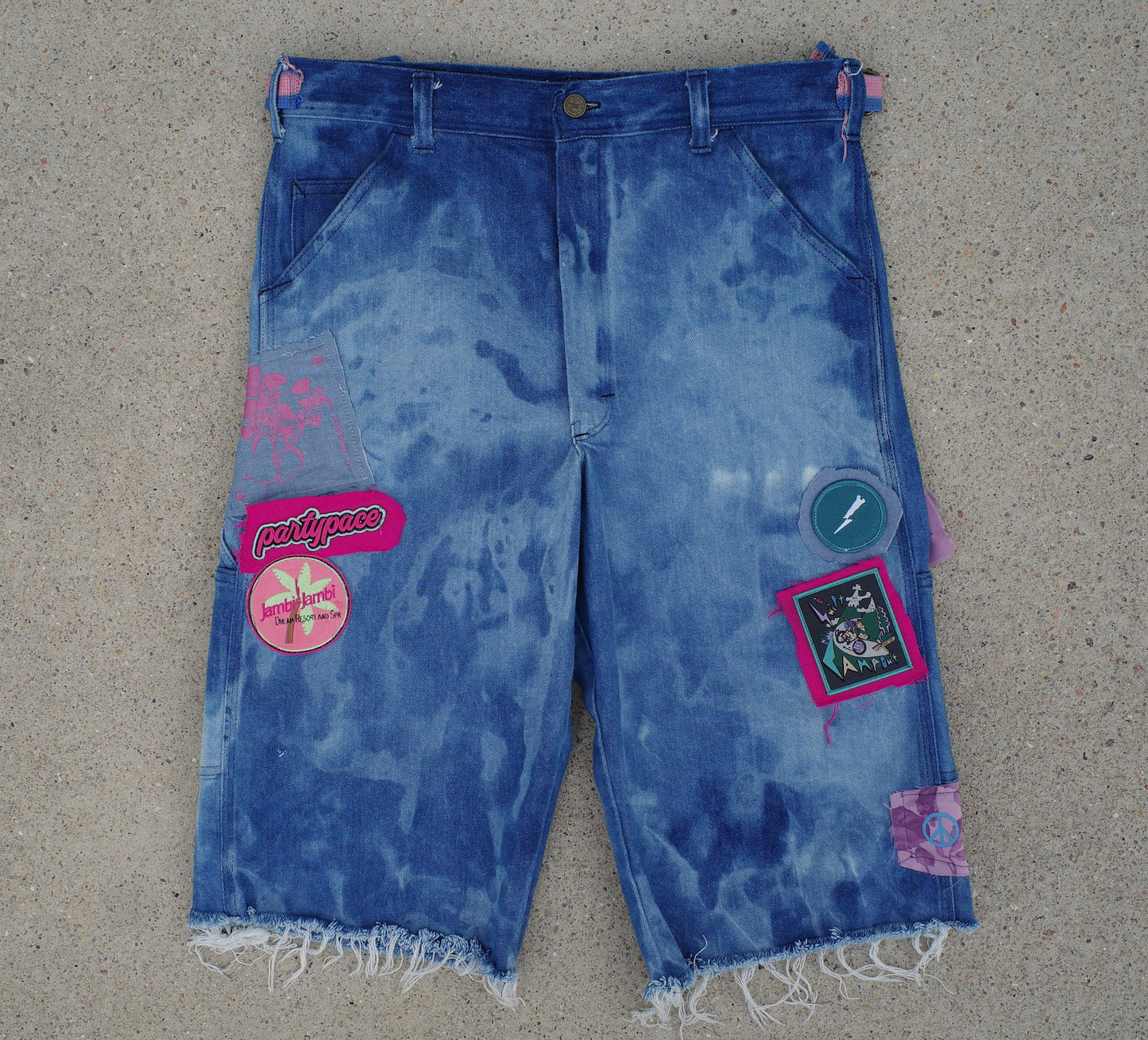 Castaway short // size 32 adjustable