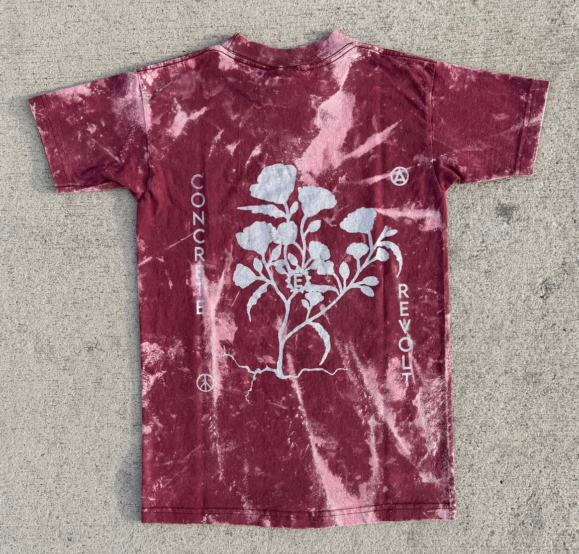 Red moon tee / design 2 small