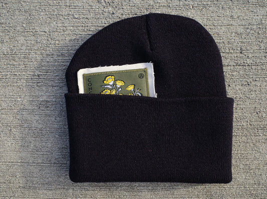 Peek-a-boo knit / Black