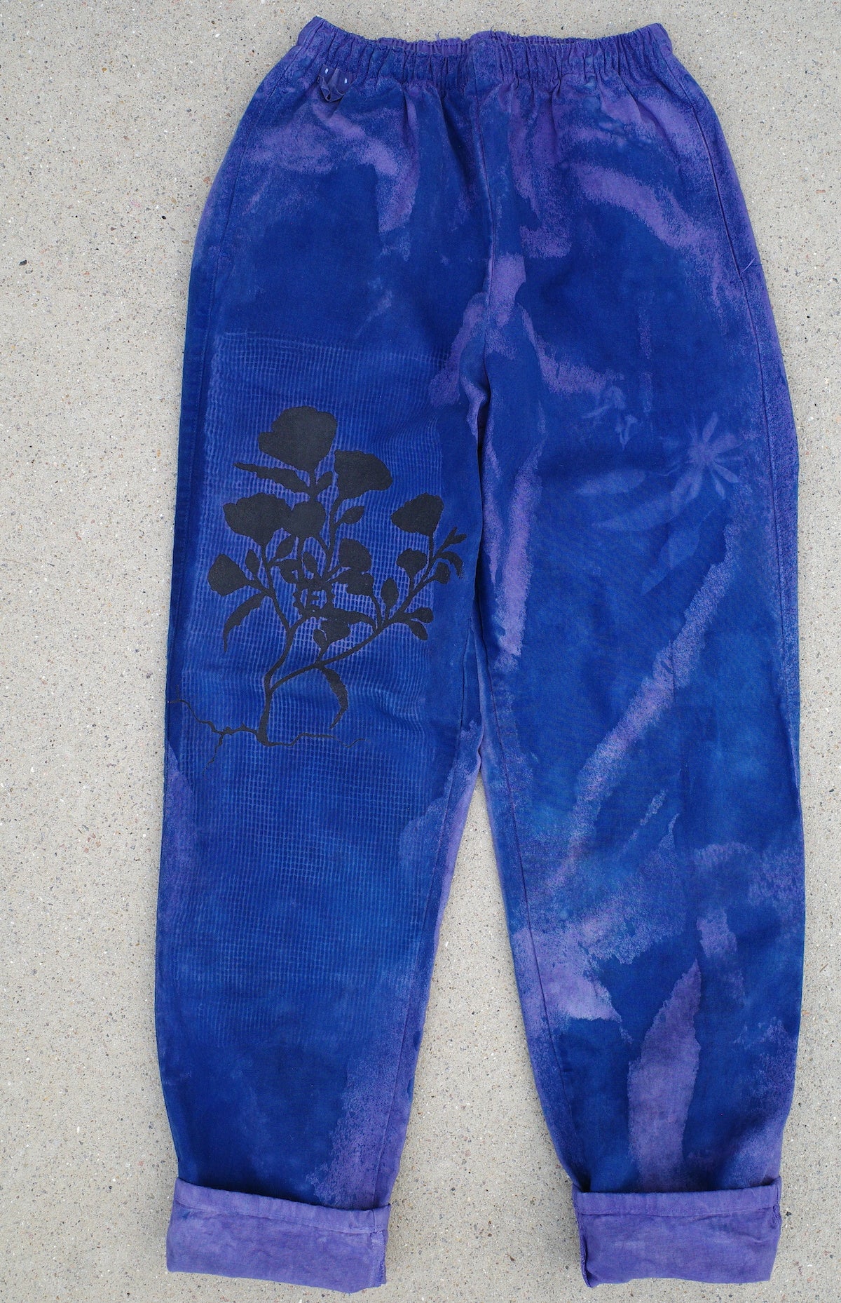 Pull-on pants / GRAPE LEAF - Large design 1