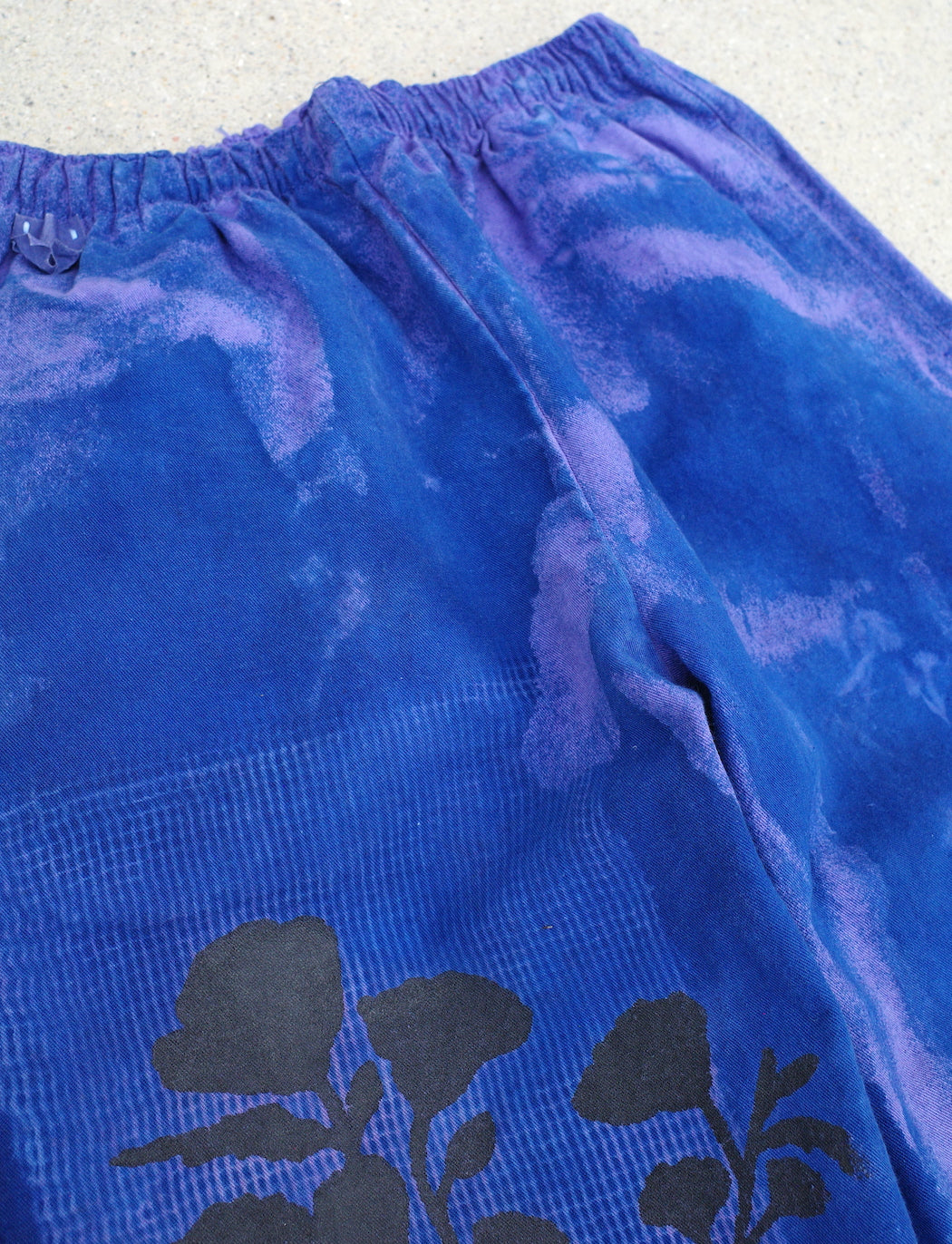 Pull-on pants / GRAPE LEAF - Large design 1