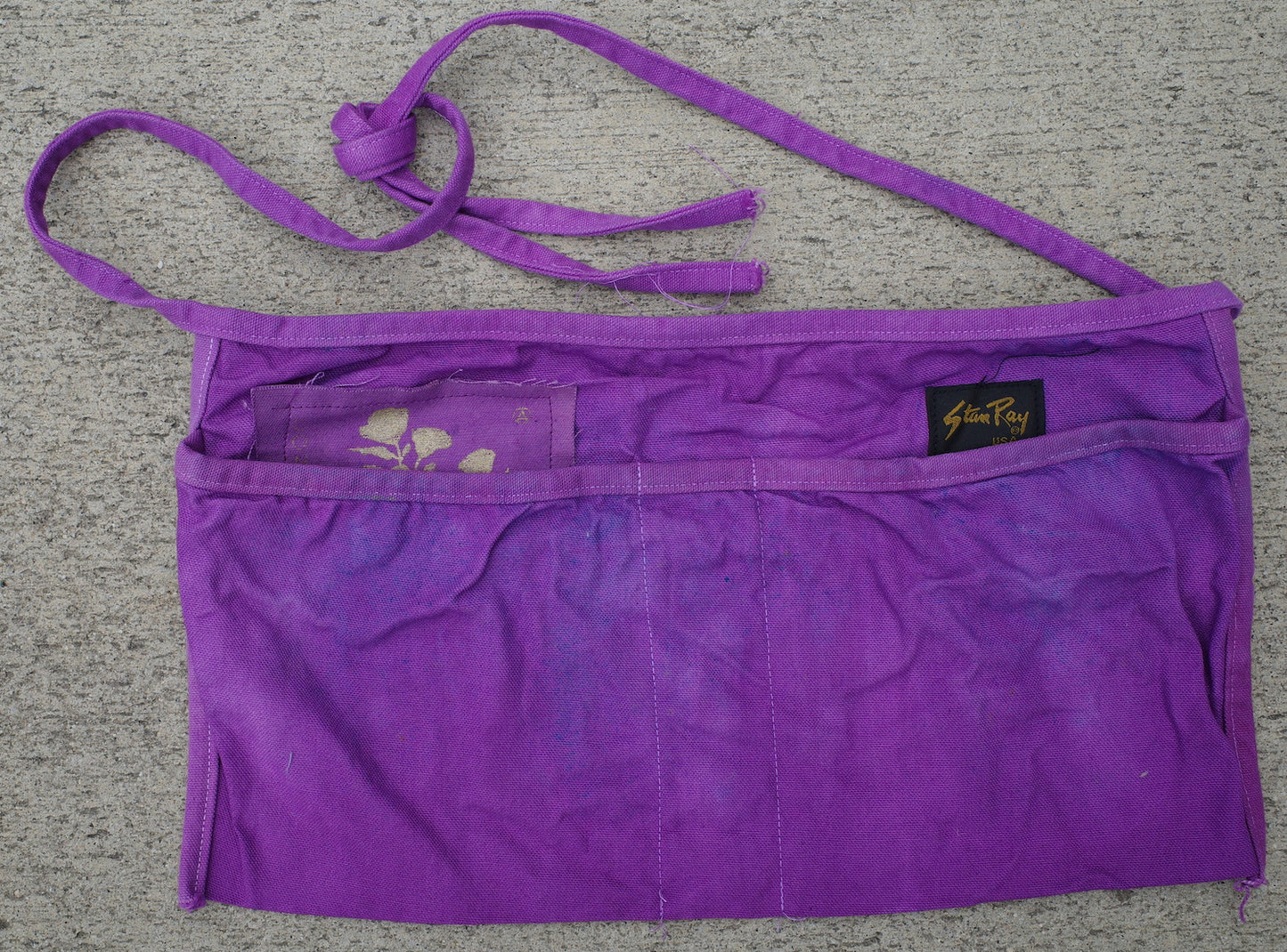Mechanic apron / purple tape