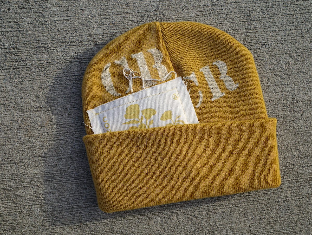 Stencil knit hat - Wheat